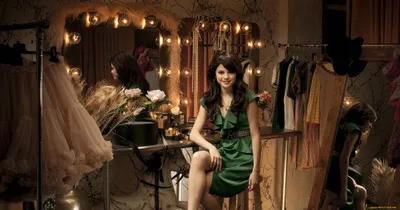 Glamorous Selena Gomez Poses Cars Wallpaper 4K 2000x1050 A, Glamorous, Selena, Gomez, Poses, In, Stylish, Green, Dress, Surrounded, Soft, Lighting, Brown, Gray, Ultrawide, Full HD
