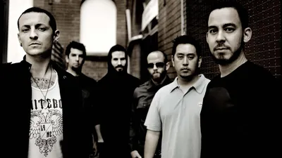 Golden Band Wallpaper Abstract Wallpaper 4K 3562x2004 A, Striking, Hd, Desktop, Wallpaper, Featuring, The, Band, Linkin, Park, Showcasing, Six, White, Gray, Ultrawide, QHD