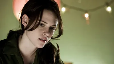 Kristen Stewart Pensive Expression Softly Abstract Wallpaper 4K 1920x1080 Hd, Desktop, Wallpaper, Featuring, Kristen, Stewart, With, A, Pensive, Expression, Set, Against, Gray, Ultrawide, Full HD