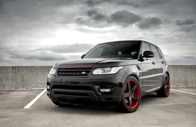 Crisp Black Wallpaper Nature Wallpaper 4K 4000x2607 Black, Range, Rover, Suv, With, Red-accented, Rims, Parked, Empty, Lot, Under, Cloudy, White, Gray, Ultrawide, 4k